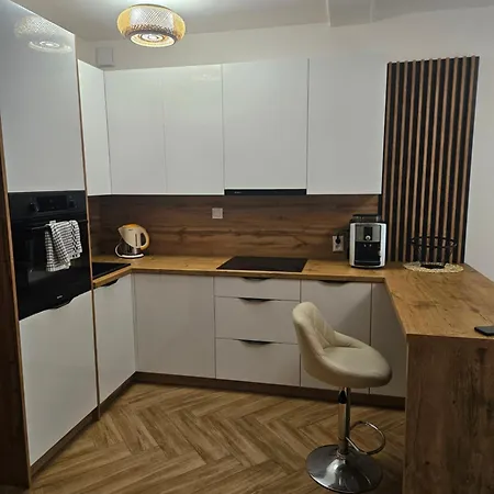 Apartamento Bursztyn 2 *